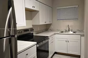 835 Lenox Ave., Miami Beach, FL 33139 - Photo 3