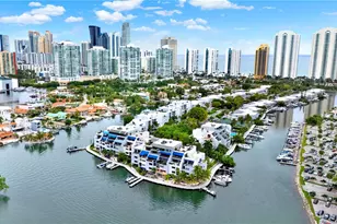 385 Poinciana Dr, Sunny Isles Beach, FL 33160 - Photo 23