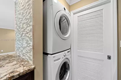 4213 Bougainvilla Dr #2, Lauderdale by the Sea, FL 33308 - Photo 13