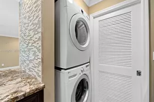 4213 Bougainvilla Dr, Lauderdale by the Sea, FL 33308 - Photo 13