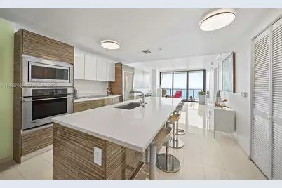 460 NE 28th St #3904, Miami, FL 33137 - Photo 3