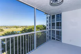 3090 N Course Dr, Pompano Beach, FL 33069 - Photo 29