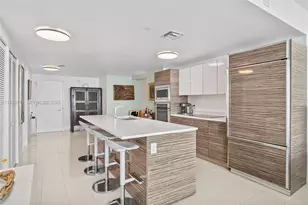 460 NE 28th St, Miami, FL 33137 - Photo 15