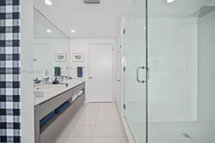 460 NE 28th St, Miami, FL 33137 - Photo 21