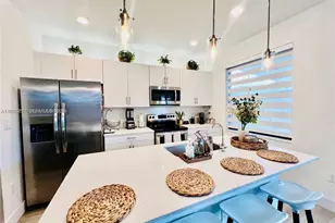 25532 SW 108th Ave, Homestead, FL 33032 - Photo 3