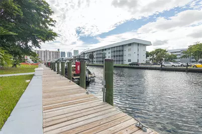 3600 NE 170th St #308, North Miami Beach, FL 33160 - Photo 27