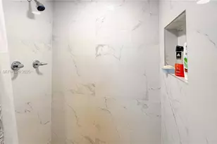 1101 NE 191st St, Miami, FL 33179 - Photo 19