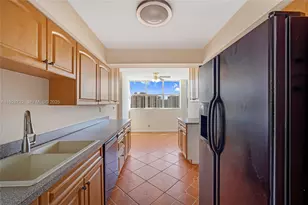 100 Golden Isles Dr, Hallandale Beach, FL 33009 - Photo 17