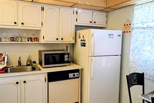 151 Berkley Rd, Hollywood, FL 33024 - Photo 51