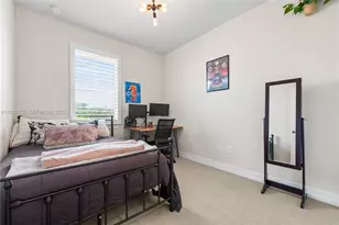 1030 Eucalyptus Dr, Hollywood, FL 33021 - Photo 19