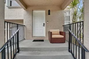 805 NW 98th Ave, Plantation, FL 33324 - Photo 3