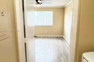 1721 Village Blvd, West Palm Beach, FL 33409 - Photo 11