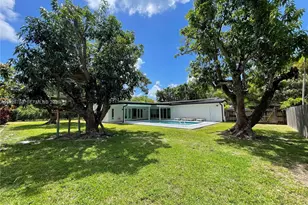 8265 SW 149th Dr, Palmetto Bay, FL 33158 - Photo 21