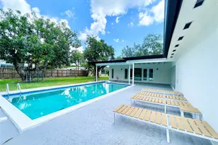 8265 SW 149th Dr, Palmetto Bay, FL 33158 - Photo 19