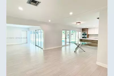 8265 SW 149th Dr, Palmetto Bay, FL 33158 - Photo 9