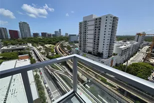 79 SW 12th St, Miami, FL 33130 - Photo 13