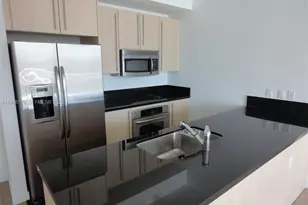 79 SW 12th St, Miami, FL 33130 - Photo 3