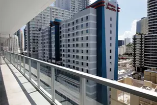 79 SW 12th St, Miami, FL 33130 - Photo 15