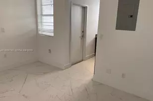 1000 Meridian Ave, Miami Beach, FL 33139 - Photo 7