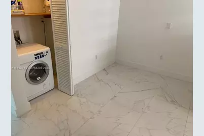 1000 Meridian Ave #23, Miami Beach, FL 33139 - Photo 9