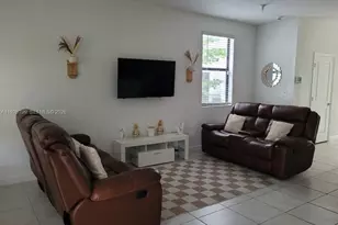 1161 SW 8th Ave, Florida City, FL 33034 - Photo 3