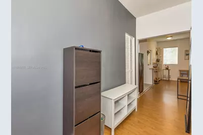 1000 Meridian Ave #15, Miami Beach, FL 33139 - Photo 19