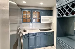 7825 NE Bayshore Ct, Miami, FL 33138 - Photo 23