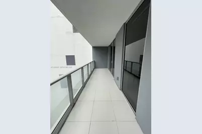 1300 Brickell Bay Dr #1100, Miami, FL 33131 - Photo 17
