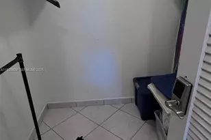 5161 Collins Ave, Miami Beach, FL 33140 - Photo 13