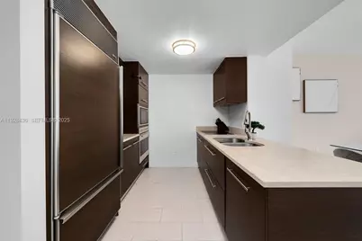 485 Brickell Ave #1709, Miami, FL 33131 - Photo 15