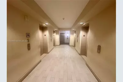 1750 N Bayshore Dr #1615, Miami, FL 33132 - Photo 3