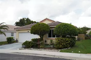 10245 SW 16th Ct, Pembroke Pines, FL 33025 - Photo 11