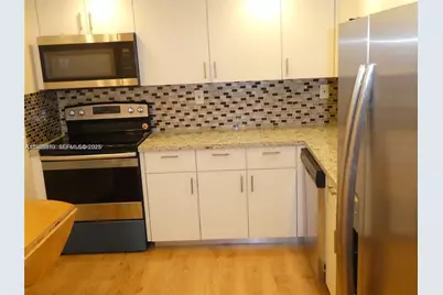 800 Parkview Dr #1018, Hallandale Beach, FL 33009 - Photo 7