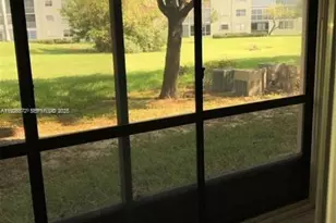 13105 SW 16th Ct, Pembroke Pines, FL 33027 - Photo 17