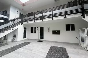 1629 SW 3rd St, Miami, FL 33135 - Photo 3