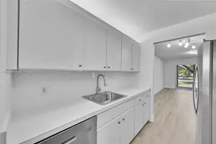 1200 SW 124th, Pembroke Pines, FL 33027 - Photo 3