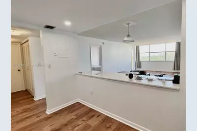 1300 NE Miami Gardens Dr #711E, Miami, FL 33179 - Photo 9