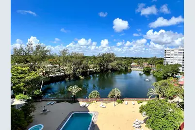 1300 NE Miami Gardens Dr #711E, Miami, FL 33179 - Photo 1