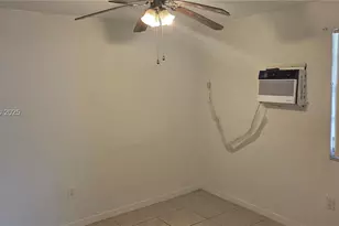 2245 NW 3rd St, Miami, FL 33125 - Photo 11