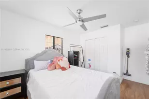 10350 SW 4th St, Sweetwater, FL 33174 - Photo 17