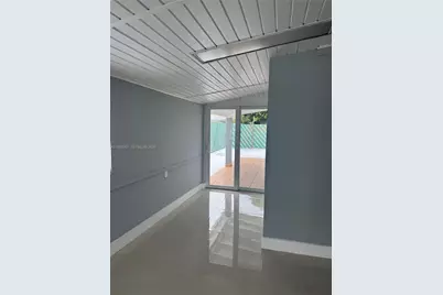 881 Hialeah Dr, Hialeah, FL 33010 - Photo 13