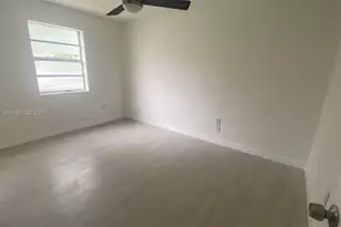 1947 Garfield St, Hollywood, FL 33020 - Photo 11