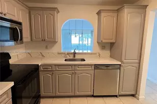 403 NW 68th Ave, Plantation, FL 33317 - Photo 3