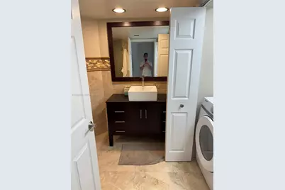 16425 Collins Ave #1011, Sunny Isles Beach, FL 33160 - Photo 17