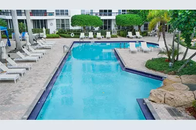 3600 Mystic Pointe Dr #115, Aventura, FL 33180 - Photo 19