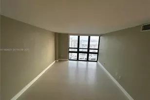 1450 Brickell Bay Dr, Miami, FL 33131 - Photo 11