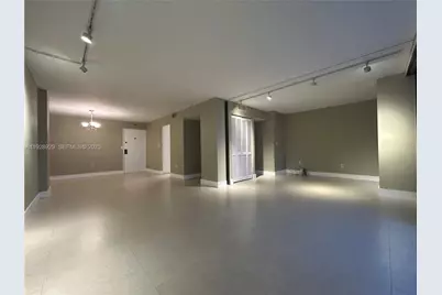 1450 Brickell Bay Dr #1706, Miami, FL 33131 - Photo 9