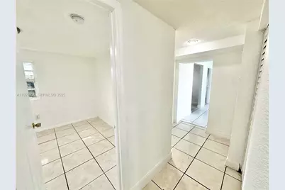 1278 NW 44th Street #1, Miami, FL 33142 - Photo 15
