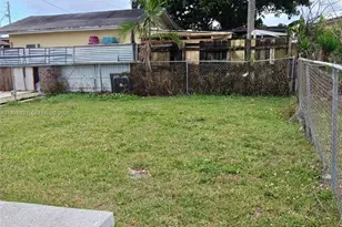 9228 SW 37th St, Miami, FL 33165 - Photo 27