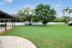 50 SW 130th Ave, Miami, FL 33184 - Photo 43